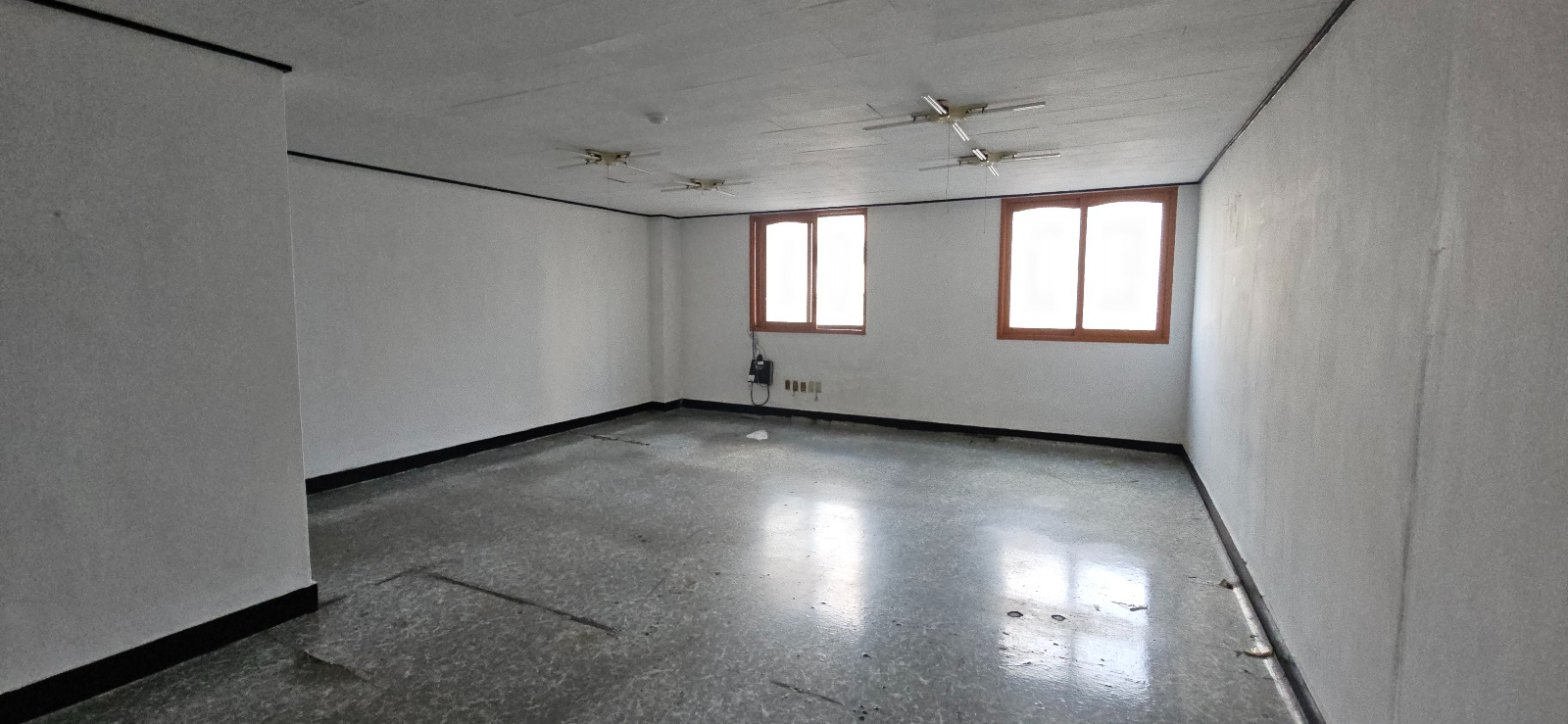 부산광역시 연제구 거제동 사무실 썸네일 5