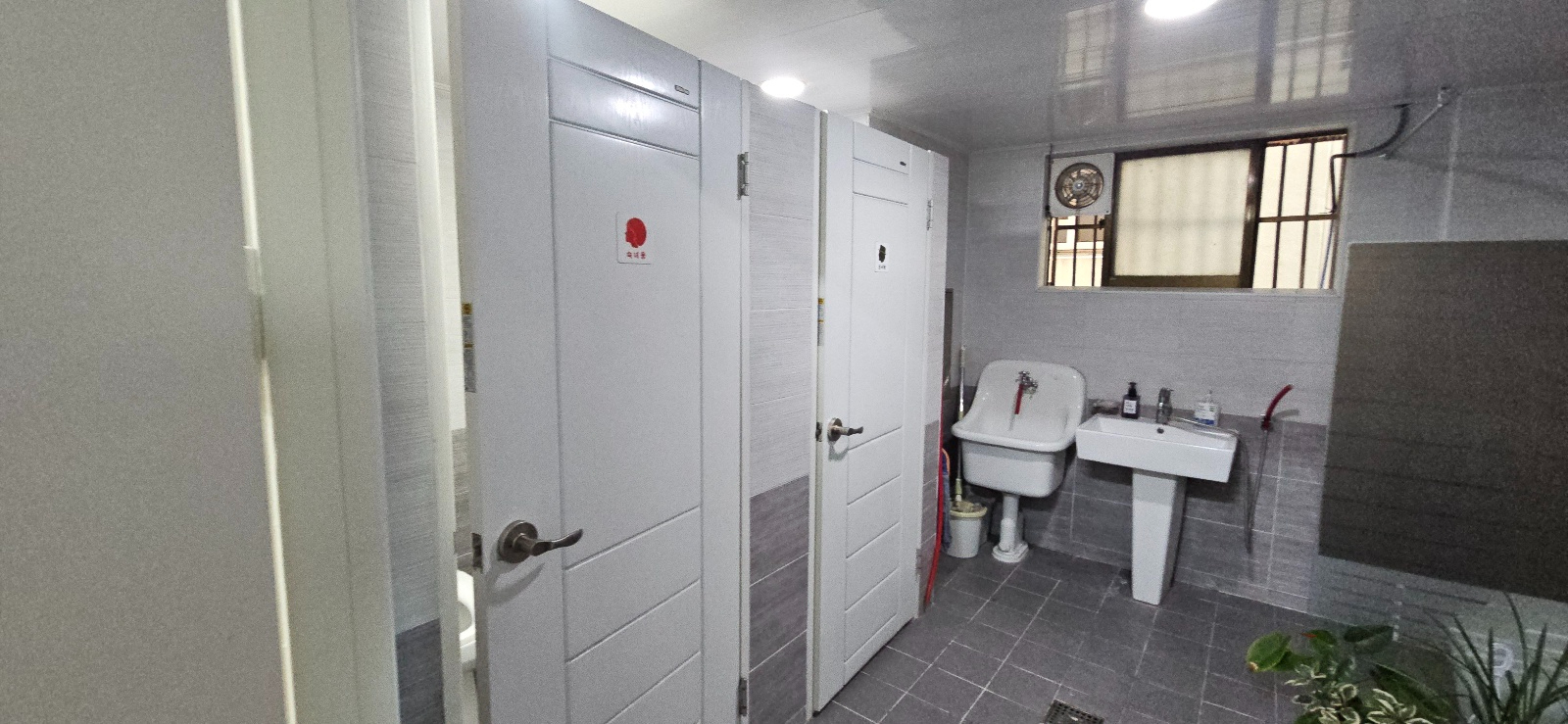 부산광역시 연제구 거제동 사무실 썸네일 6