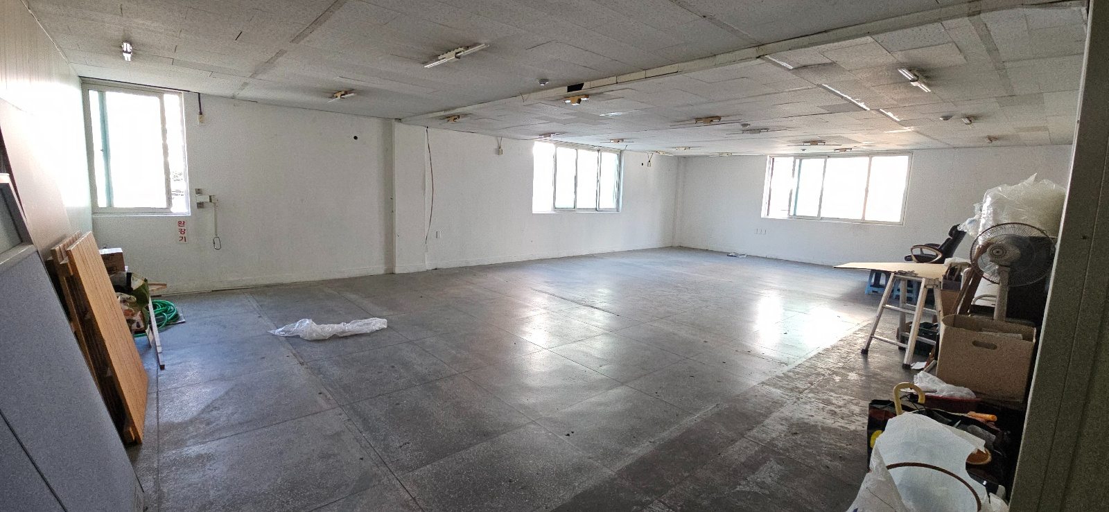 부산광역시 동래구 온천동 사무실 - 1