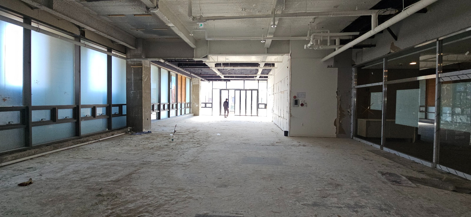 부산광역시 동래구 사직동 상가 - 1