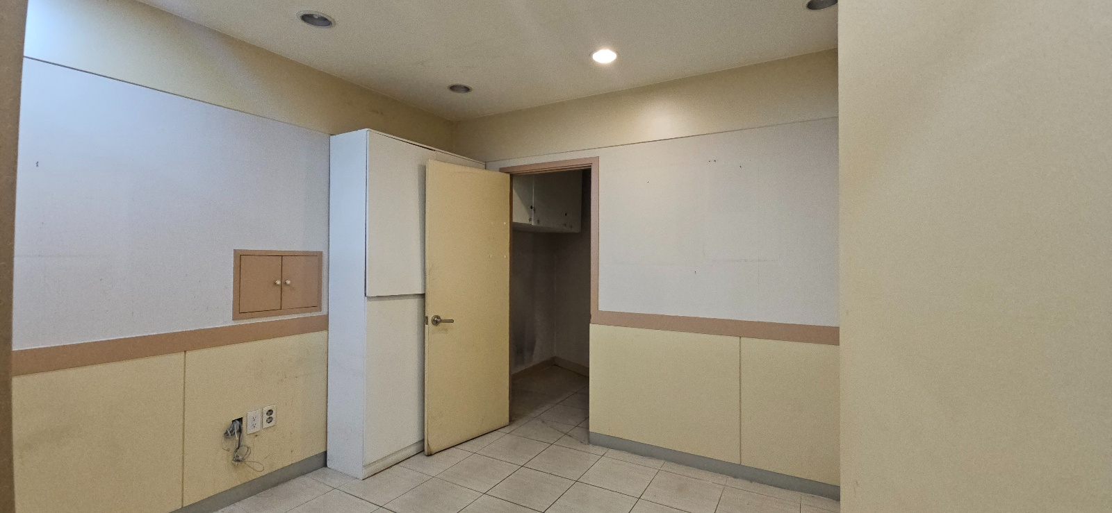 부산광역시 연제구 연산동 사무실 썸네일 3