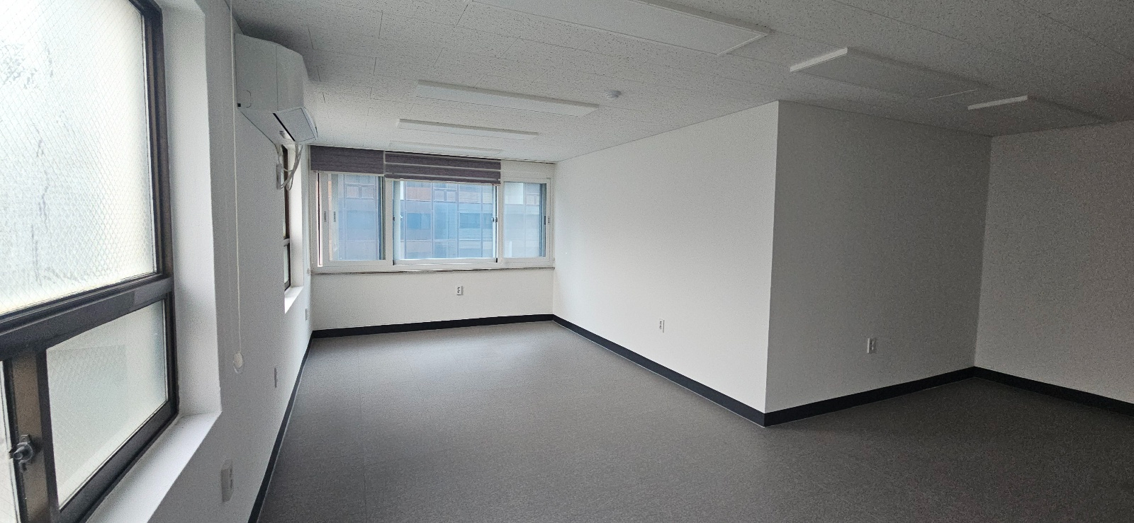 부산광역시 중구 중앙동4가 사무실 썸네일 2