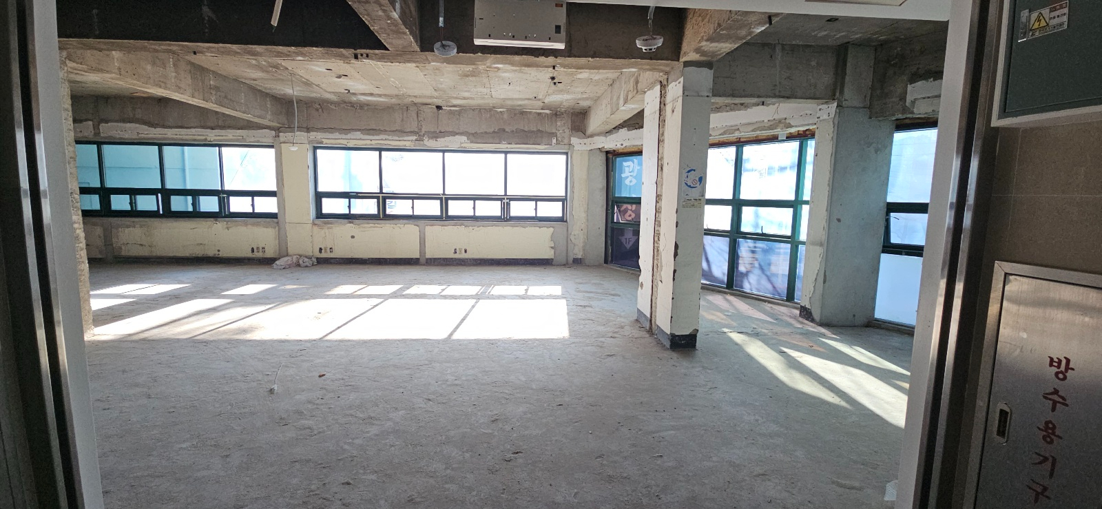 부산광역시 금정구 장전동 사무실 썸네일 2