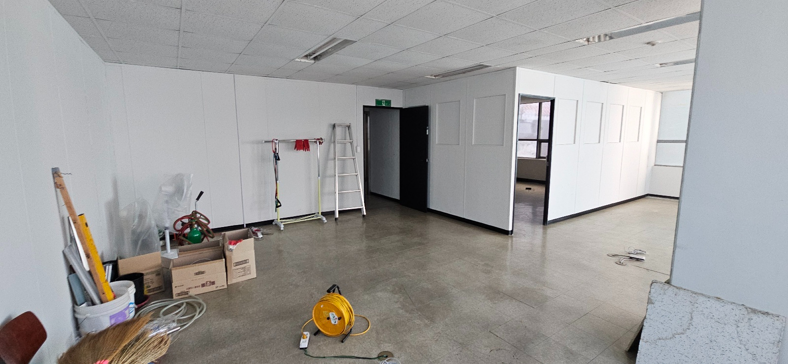 부산광역시 금정구 구서동 사무실 썸네일 4