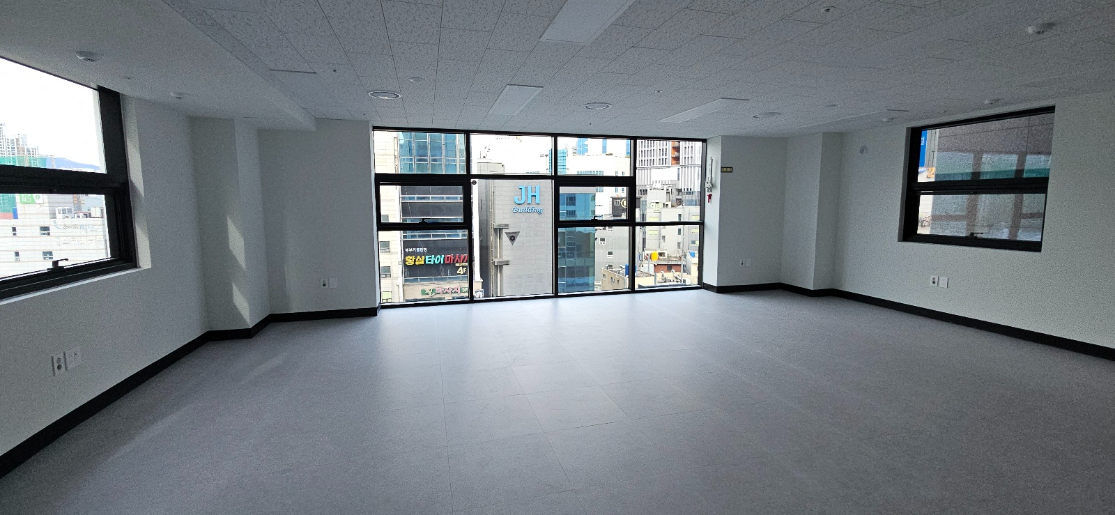 부산광역시 연제구 연산동 사무실 썸네일 2