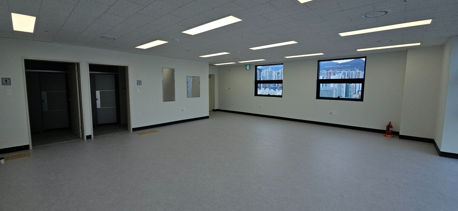 부산광역시 연제구 연산동 사무실 썸네일 3