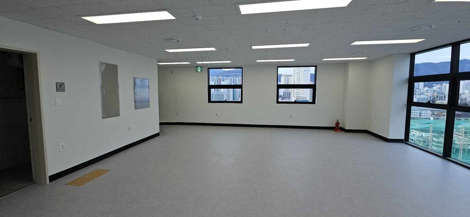 부산광역시 연제구 연산동 사무실 썸네일 4