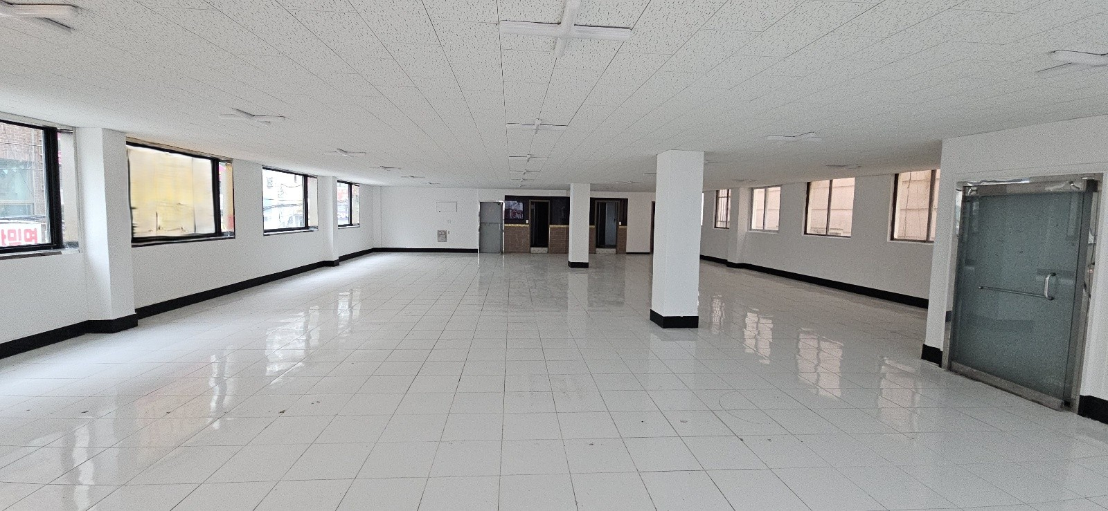 부산광역시 부산진구 부전동 사무실 - 1