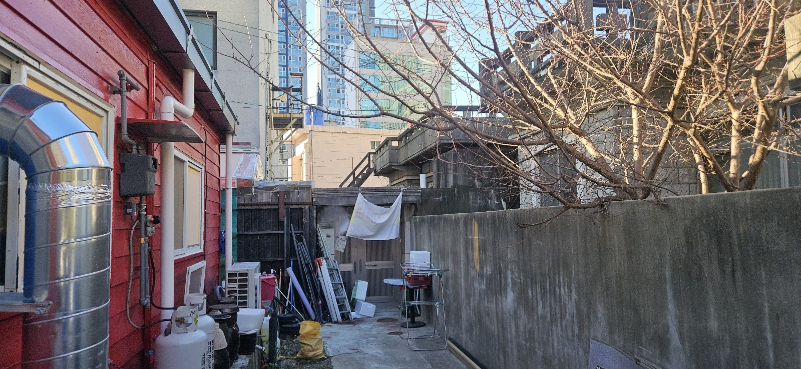 부산광역시 연제구 연산동 상가 - 1