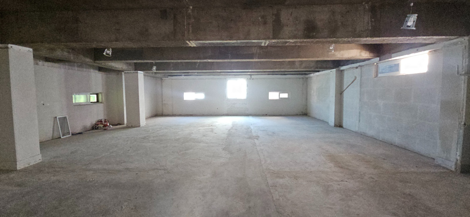 부산광역시 연제구 연산동 사무실 - 1