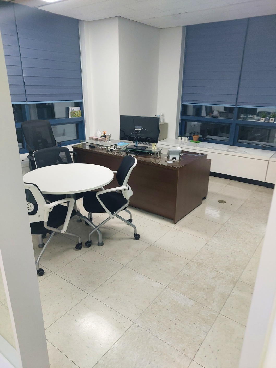 부산광역시 중구 중앙동4가 사무실 썸네일 3