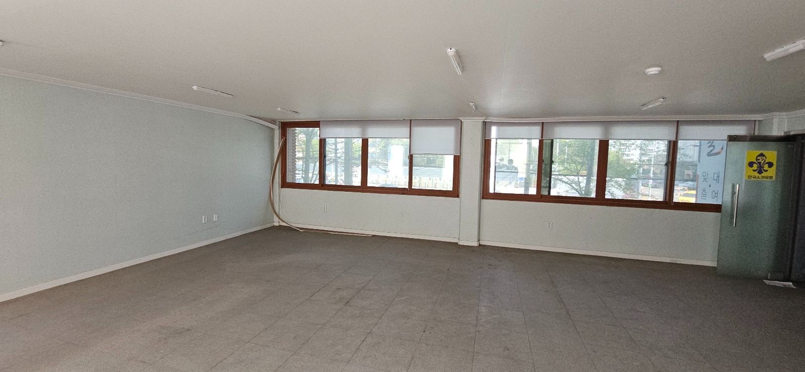 부산광역시 연제구 거제동 사무실 썸네일 5