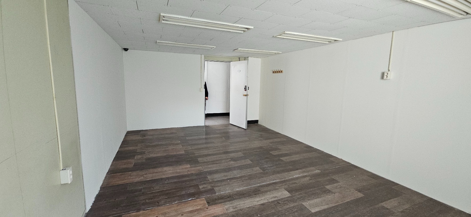 부산광역시 동래구 온천동 사무실 썸네일 2