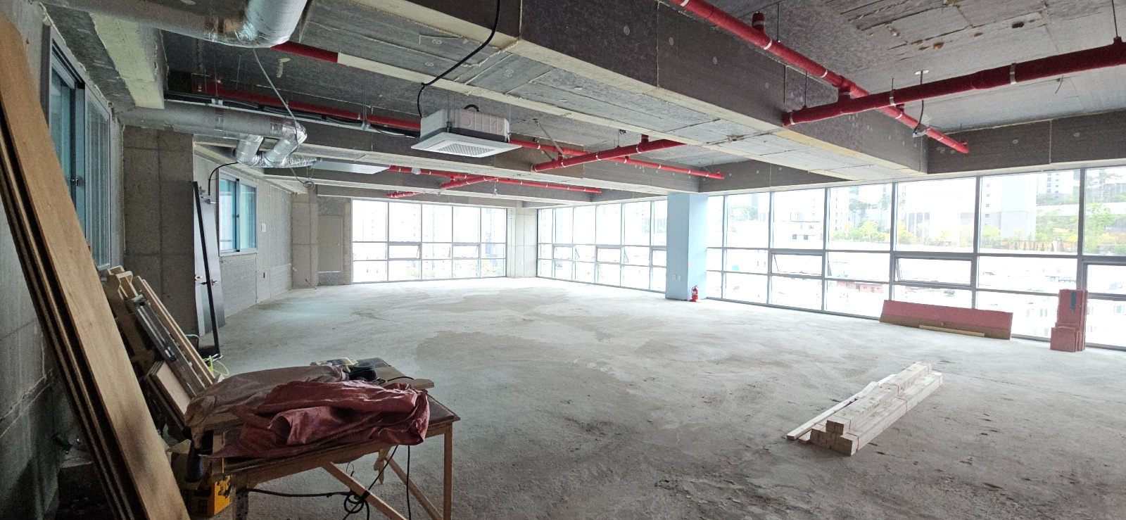 부산광역시 연제구 거제동 사무실 - 1