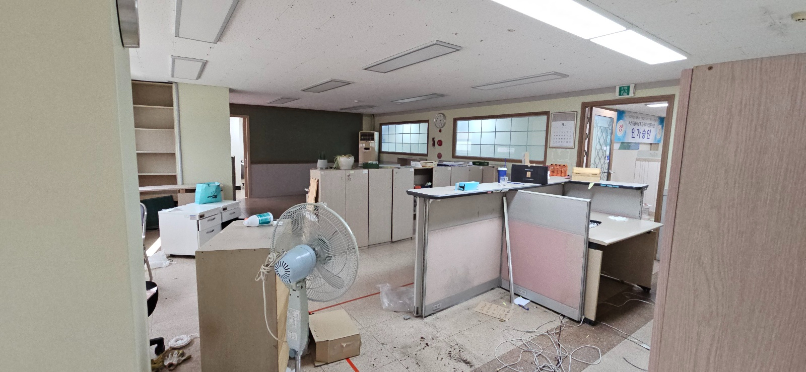 부산광역시 연제구 거제동 사무실 썸네일 4