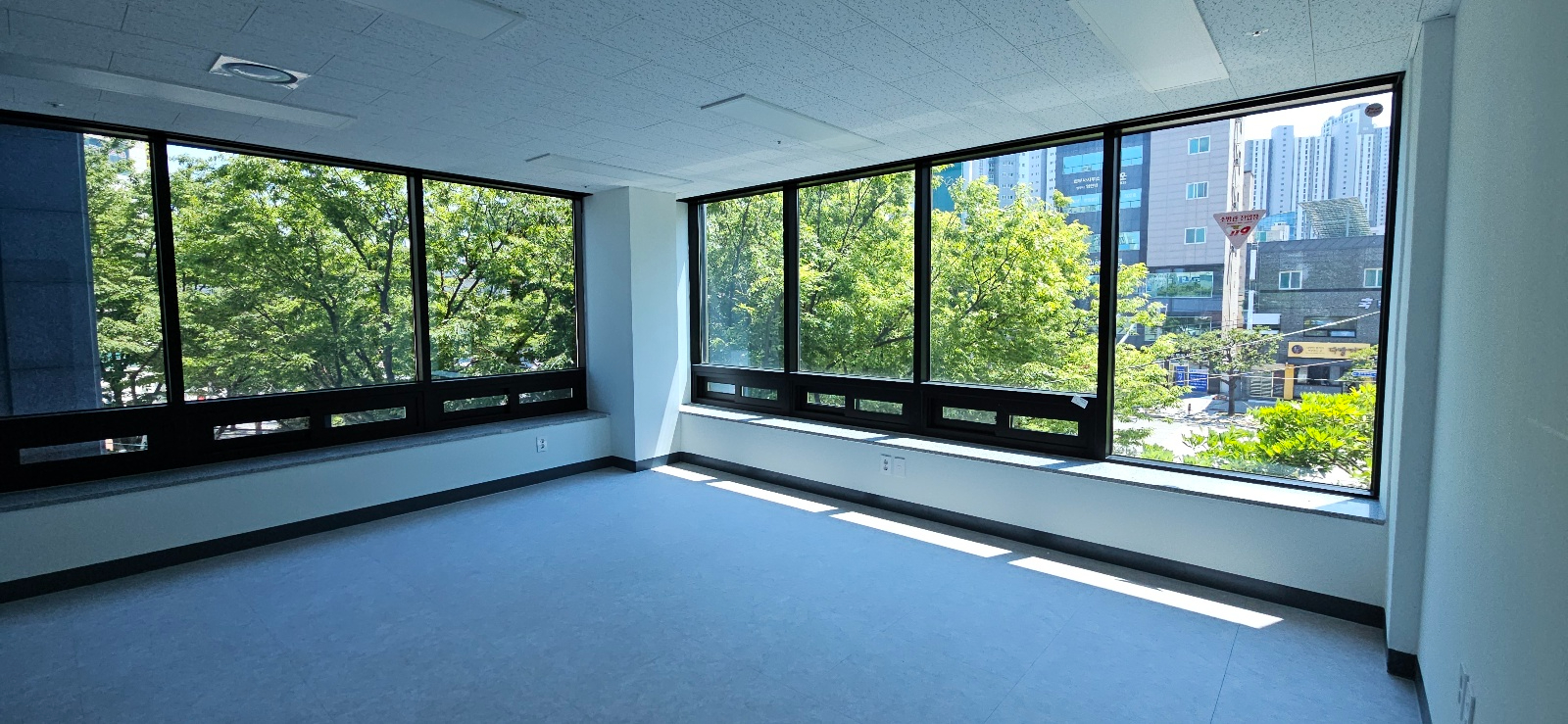 부산광역시 연제구 거제동 사무실 썸네일 4