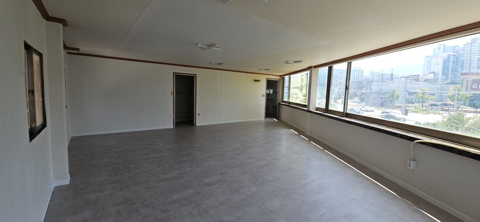 부산광역시 연제구 거제동 사무실 썸네일 3