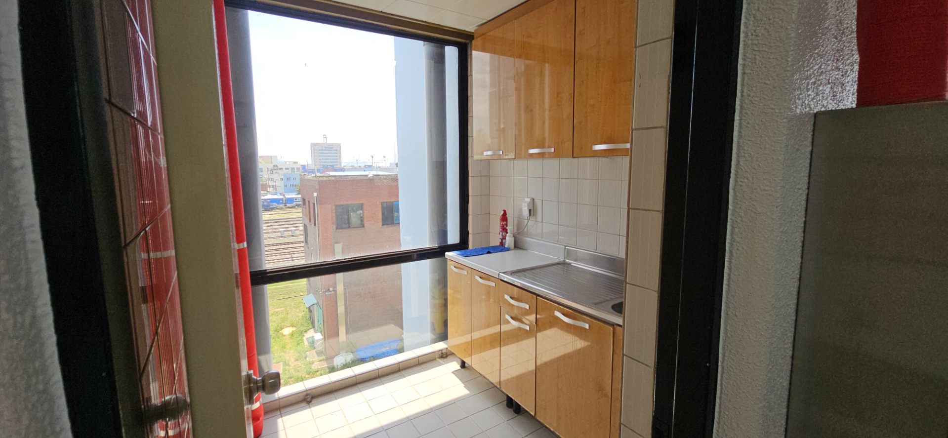 부산광역시 동구 좌천동 사무실 썸네일 5