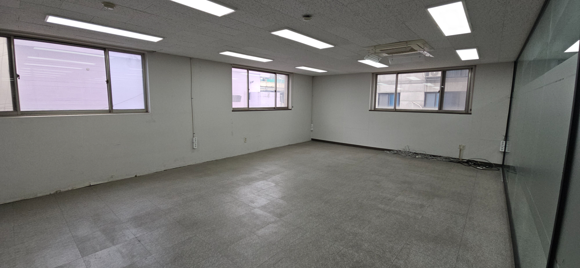 부산광역시 동래구 사직동 사무실 썸네일 6