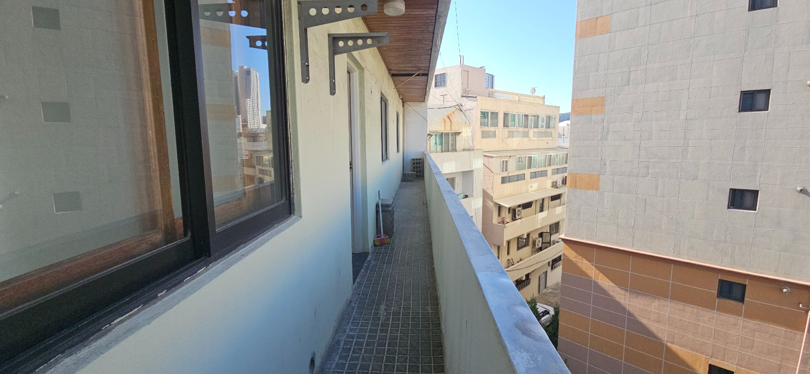 부산광역시 남구 대연동 사무실 썸네일 2