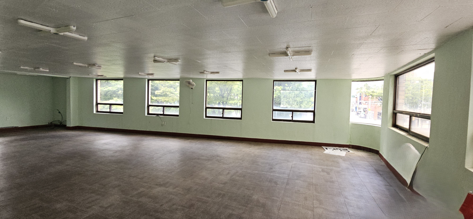 부산광역시 연제구 거제동 사무실 썸네일 2