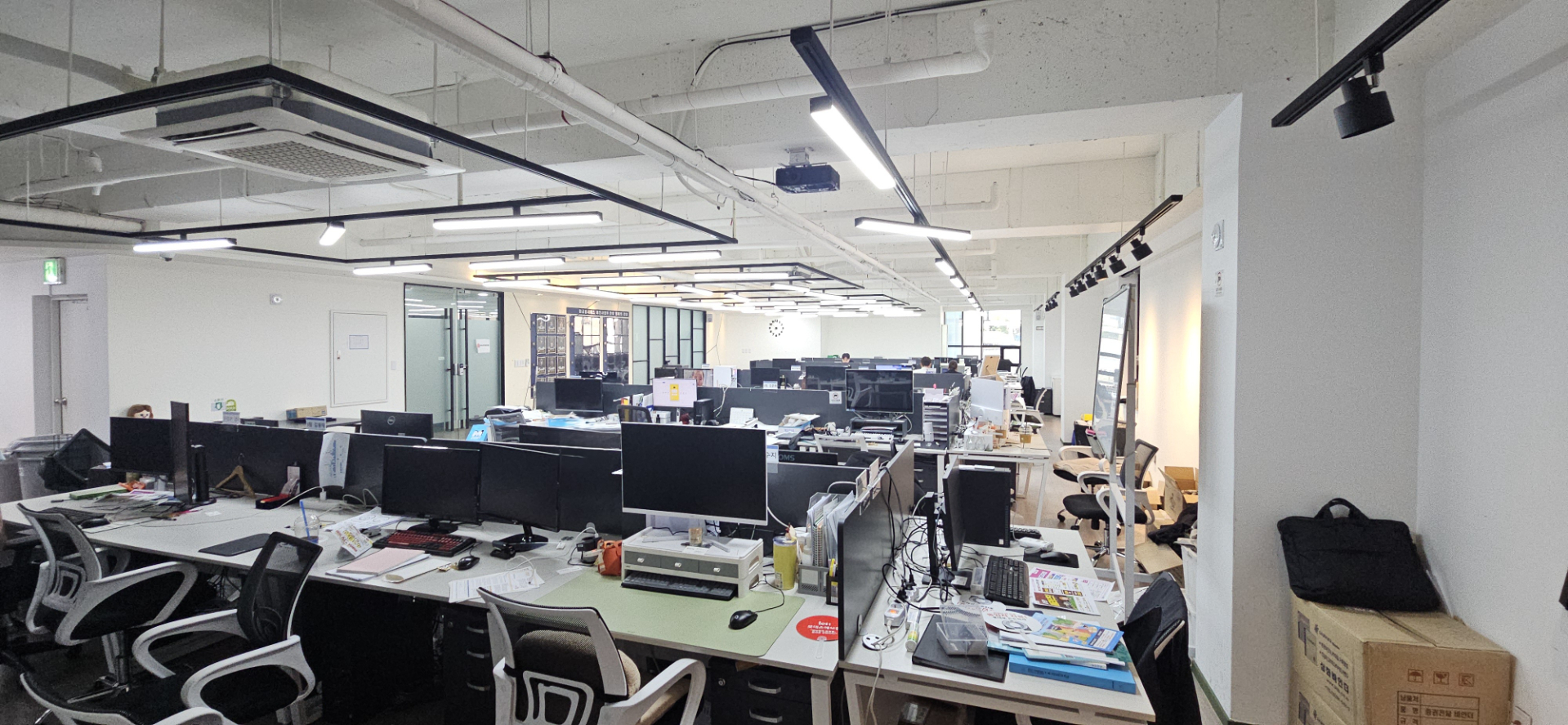 부산광역시 연제구 연산동 사무실 썸네일 3