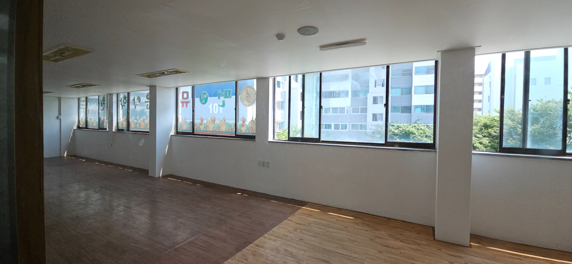 부산광역시 동래구 수안동 상가 썸네일 4