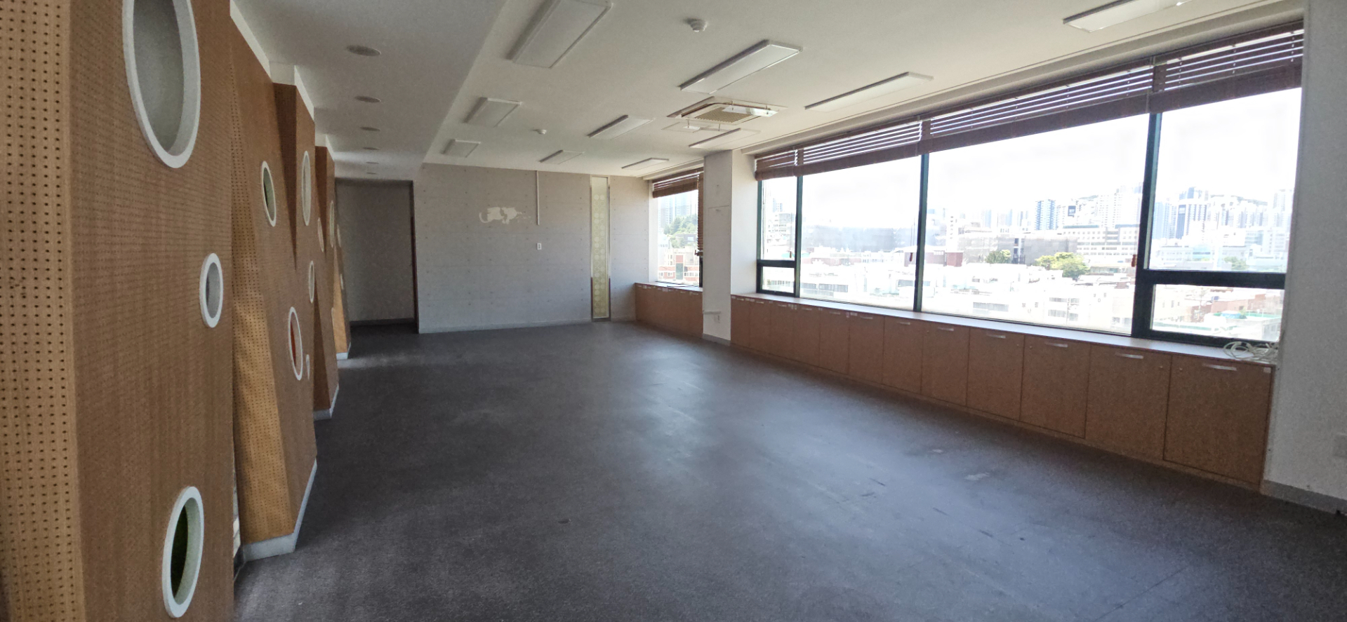 부산광역시 연제구 거제동 사무실 썸네일 3