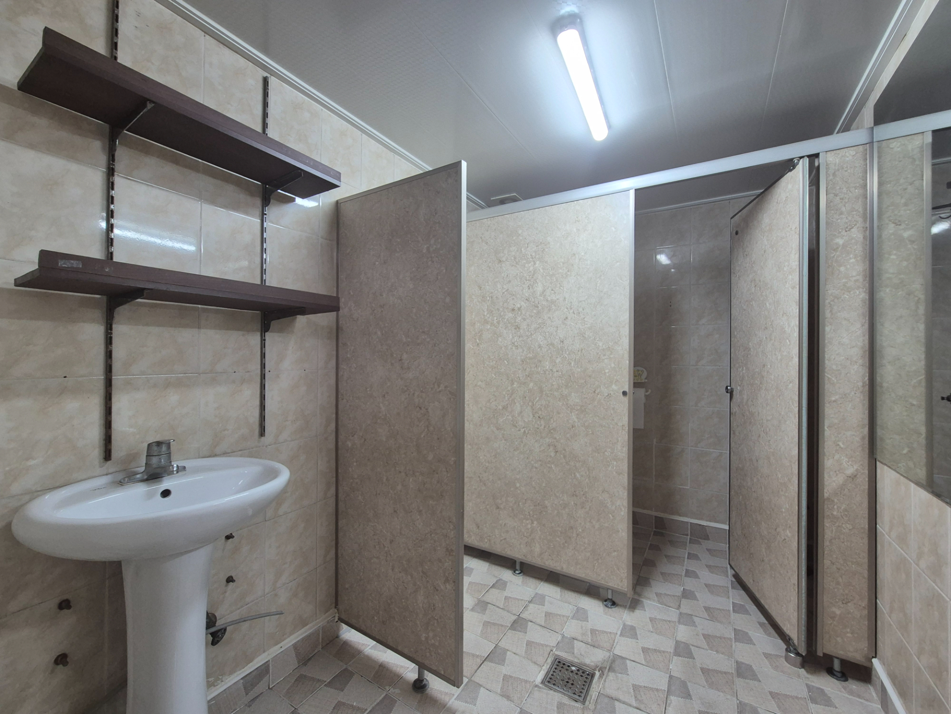 부산광역시 부산진구 초읍동 상가 썸네일 6