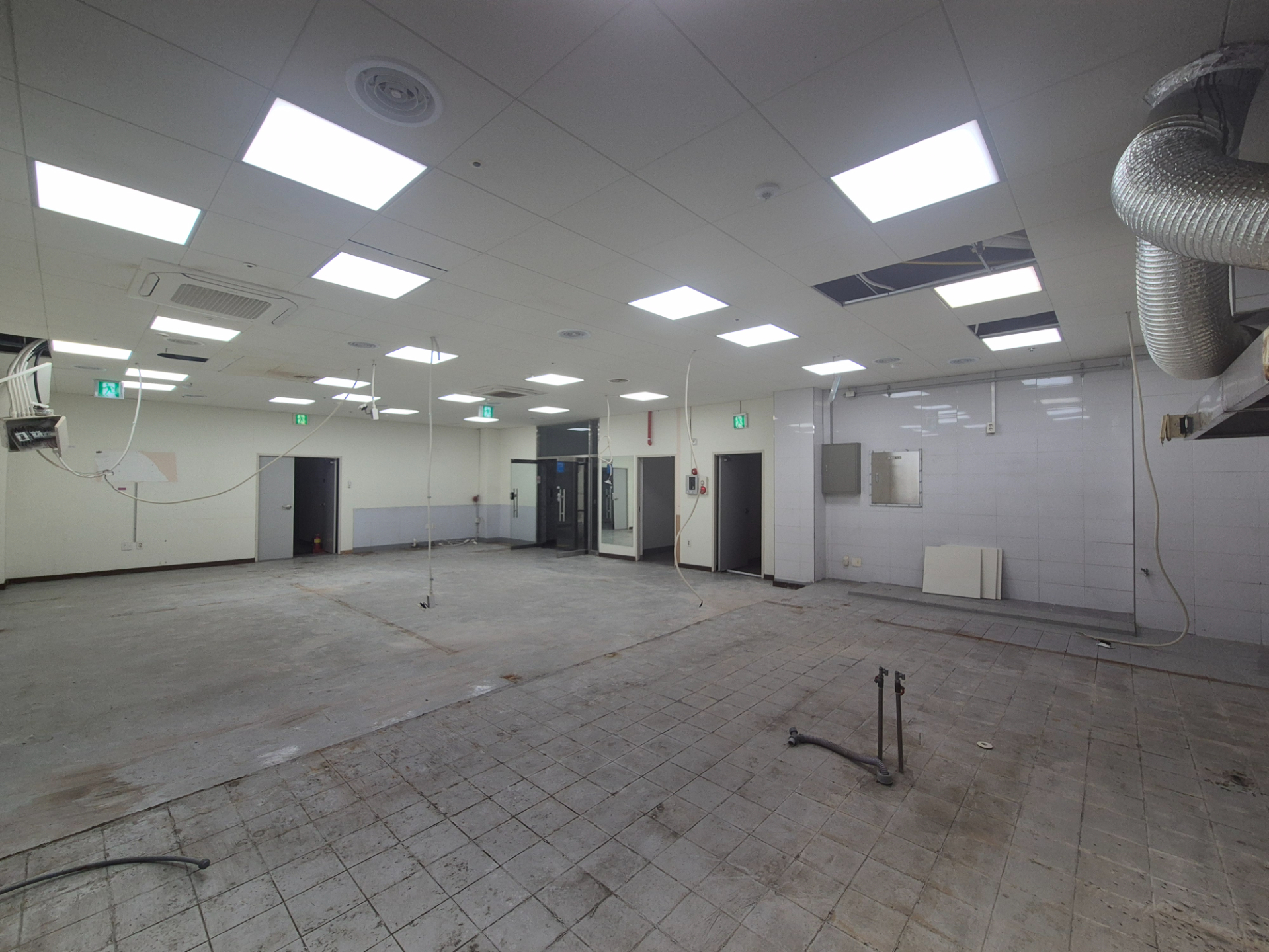 부산광역시 수영구 남천동 상가 썸네일 4