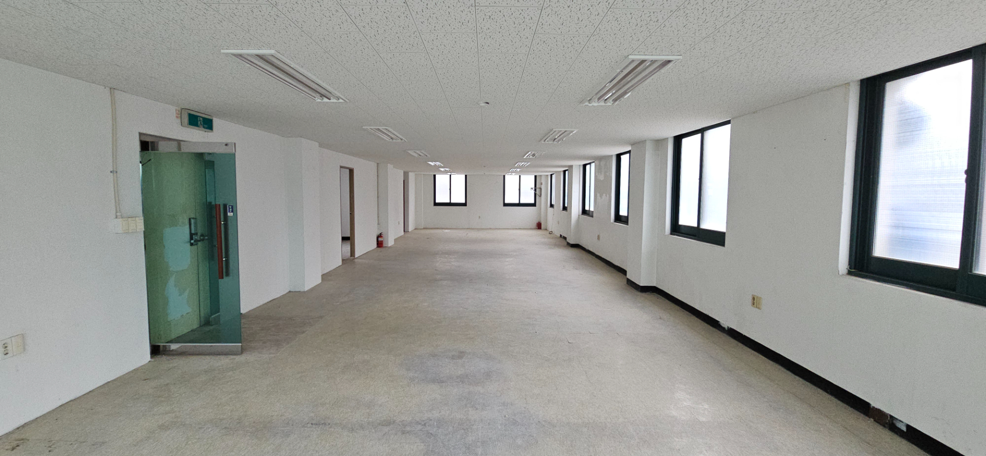 부산광역시 연제구 연산동 사무실 썸네일 2