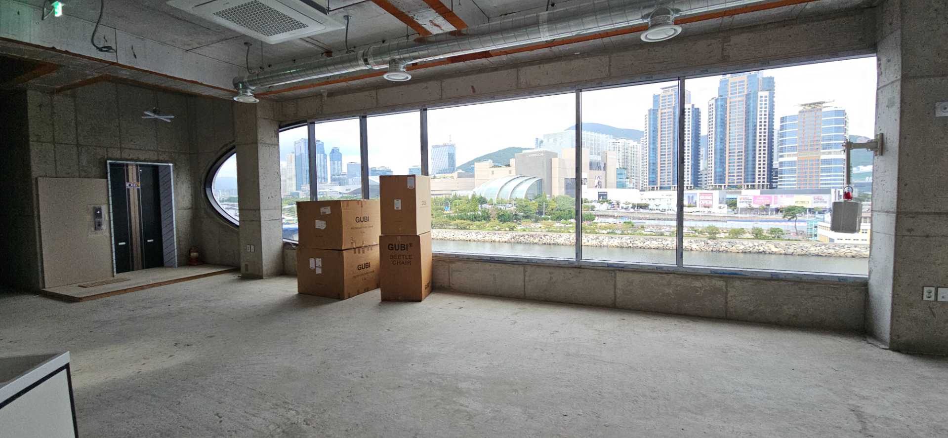 부산광영시 수영구 민락동 사무실 썸네일 2