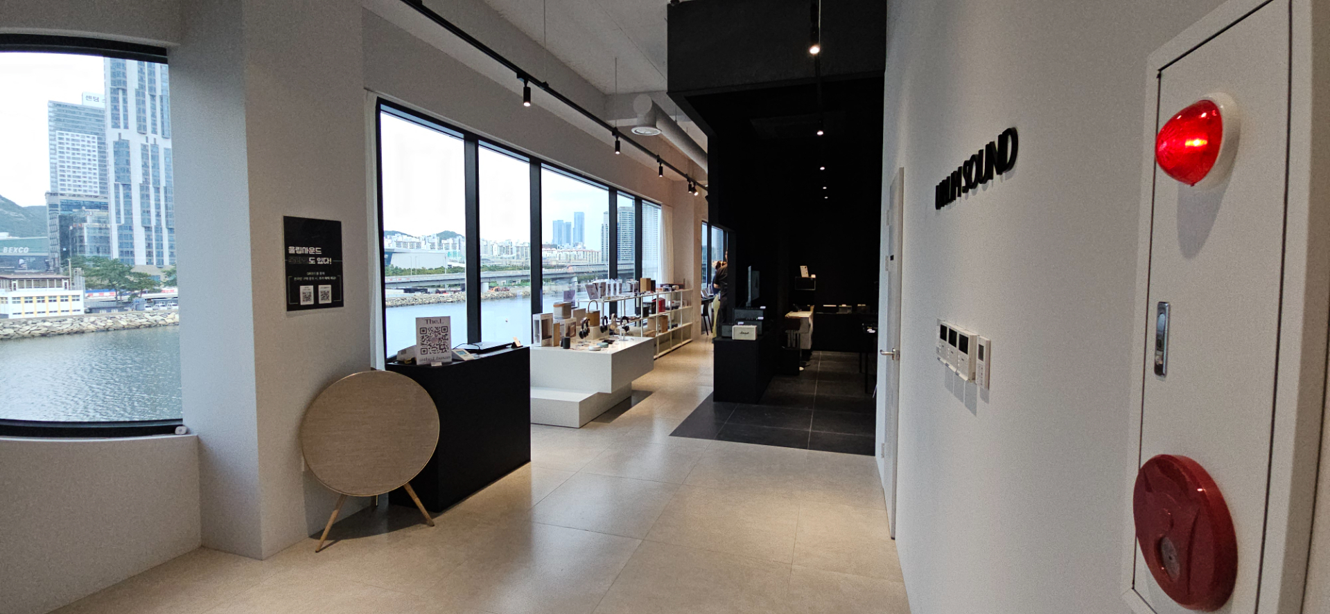 부산광영시 수영구 민락동 사무실 - 1