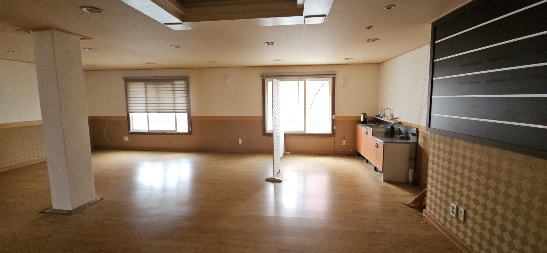 부산광역시 연제구 연산동 사무실 썸네일 2