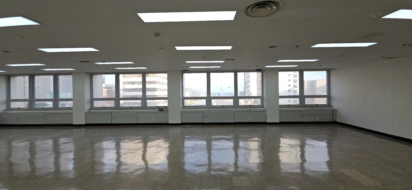 부산광역시 동구 범일동 사무실 썸네일 4