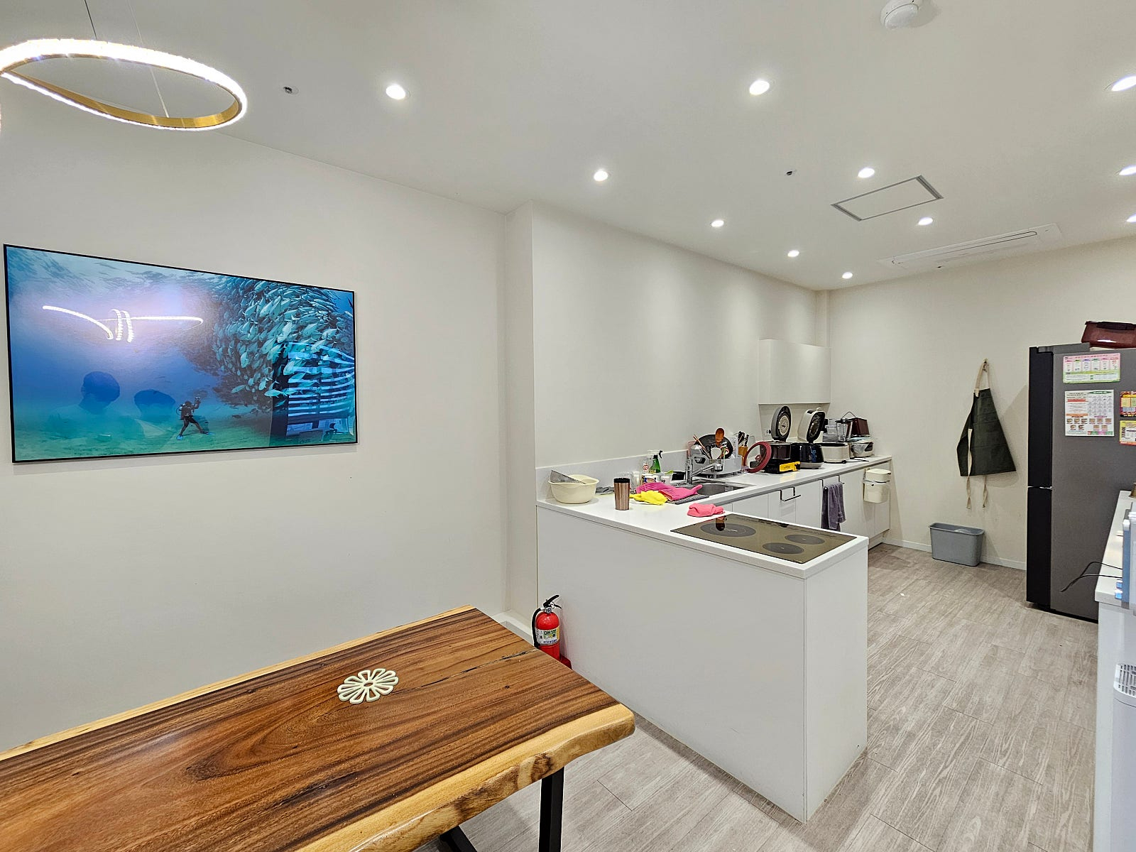 부산광역시 연제구 연산동 사무실 - 1