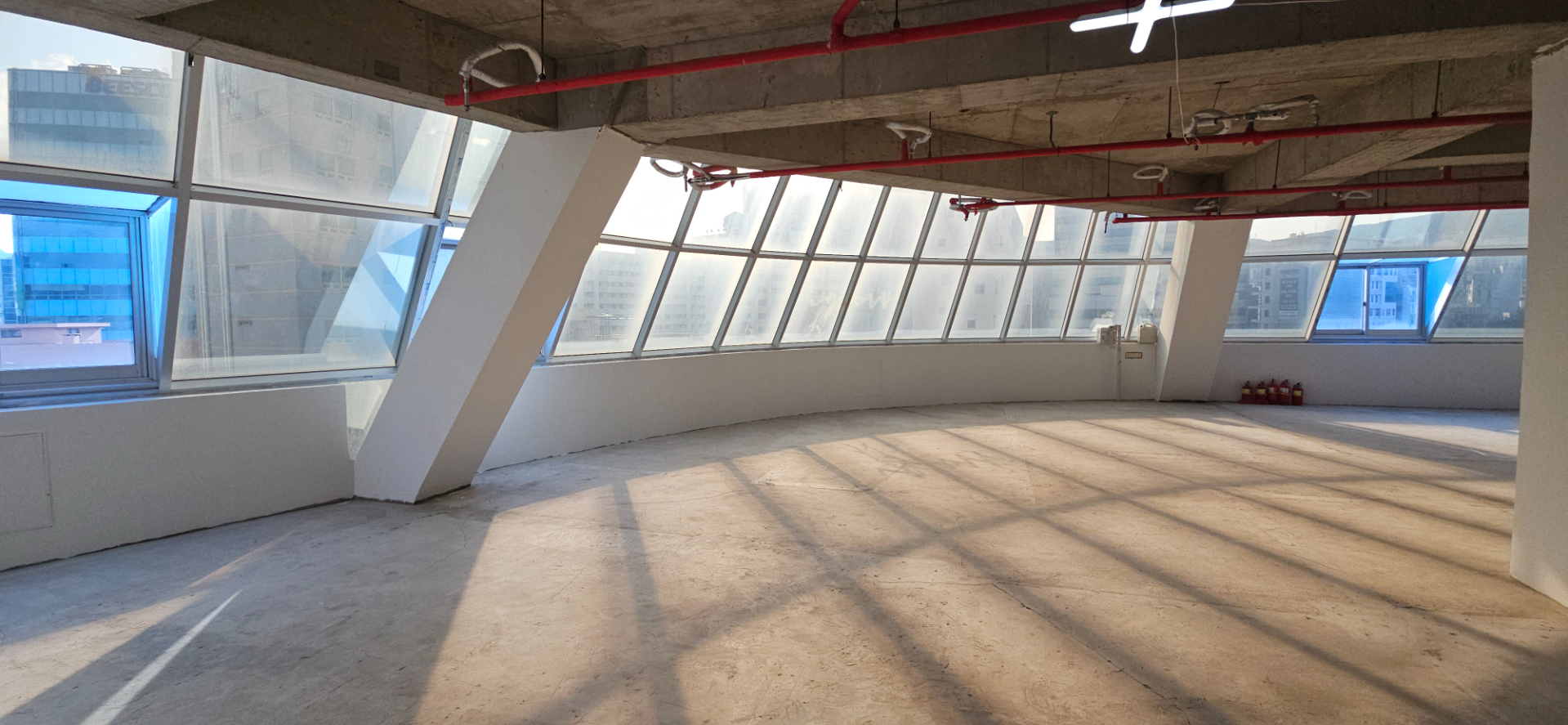 부산광역시 동래구 명륜동 상가 - 1