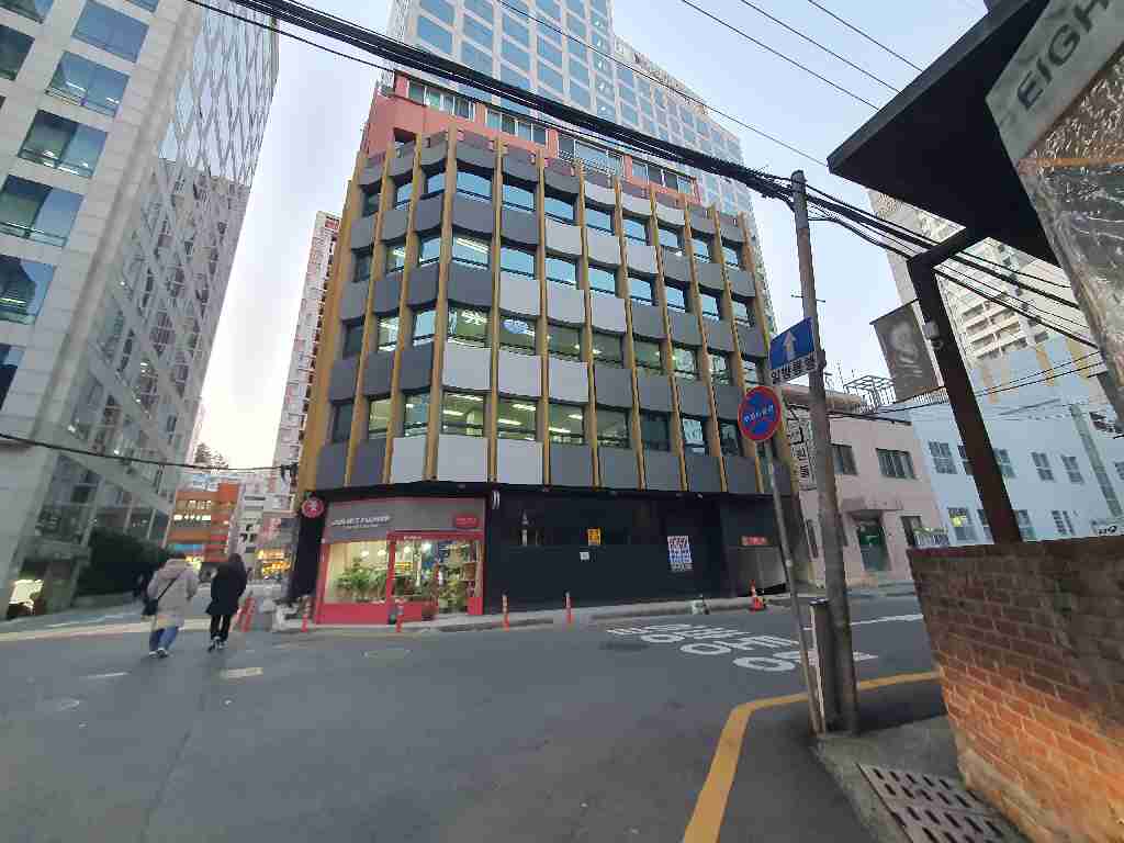 부산광역시 동래구 온천동 상가 썸네일 2