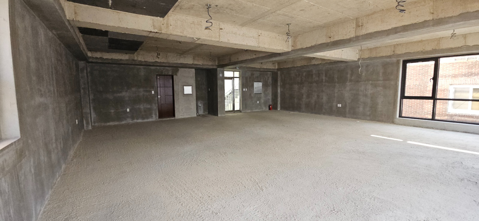 부산광역시 연제구 거제동 상가 썸네일 4