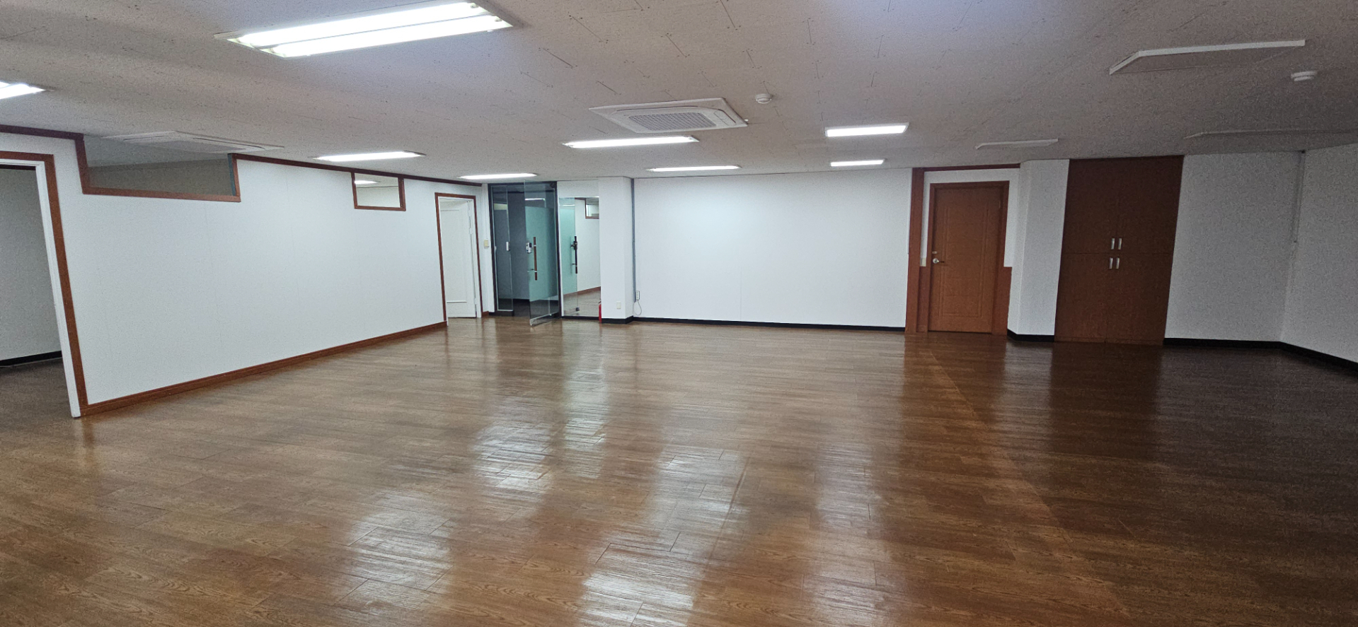 부산광역시 동구 초량동 사무실 썸네일 4