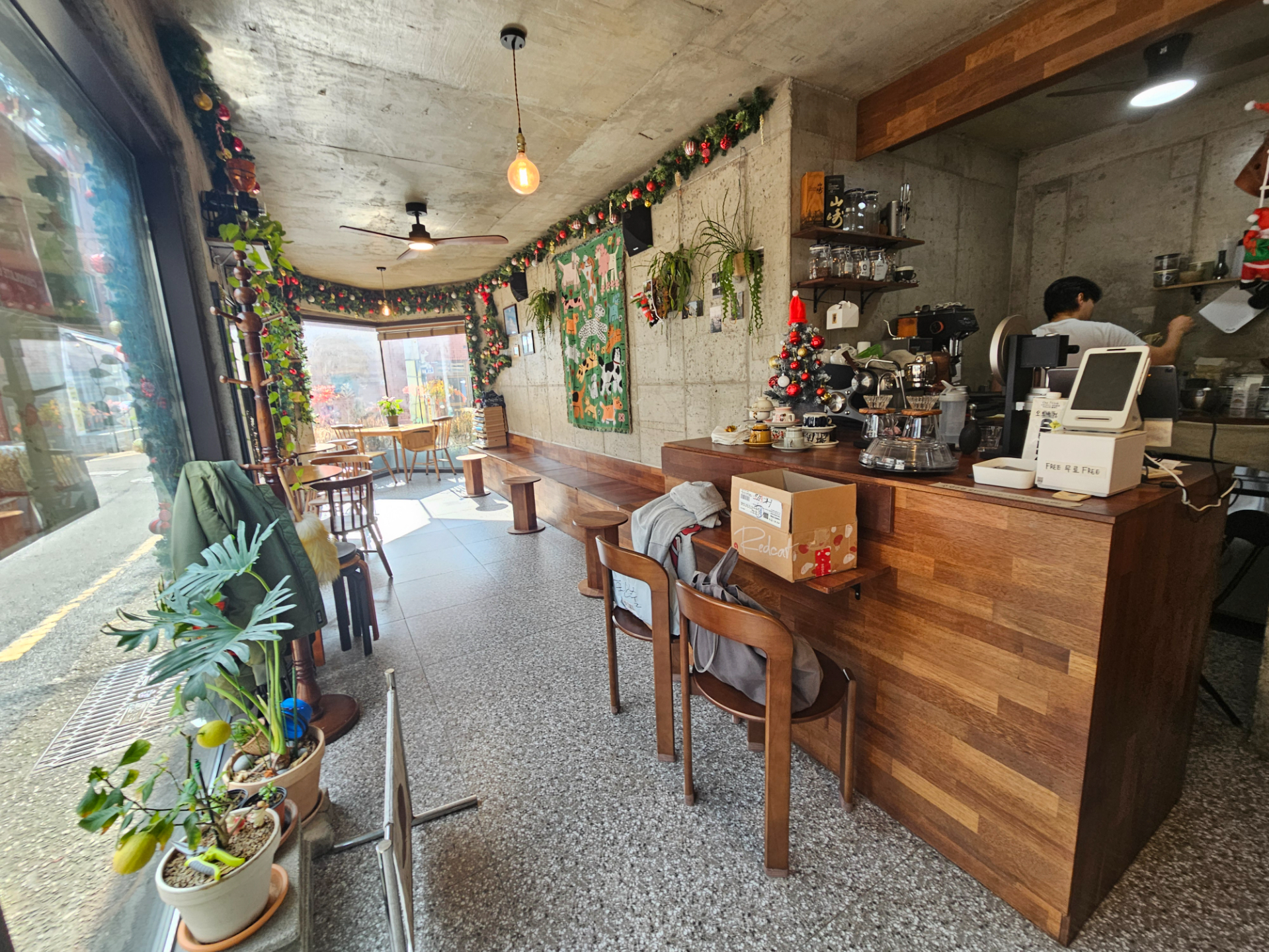 부산광역시 부산진구 전포동 상가 - 1