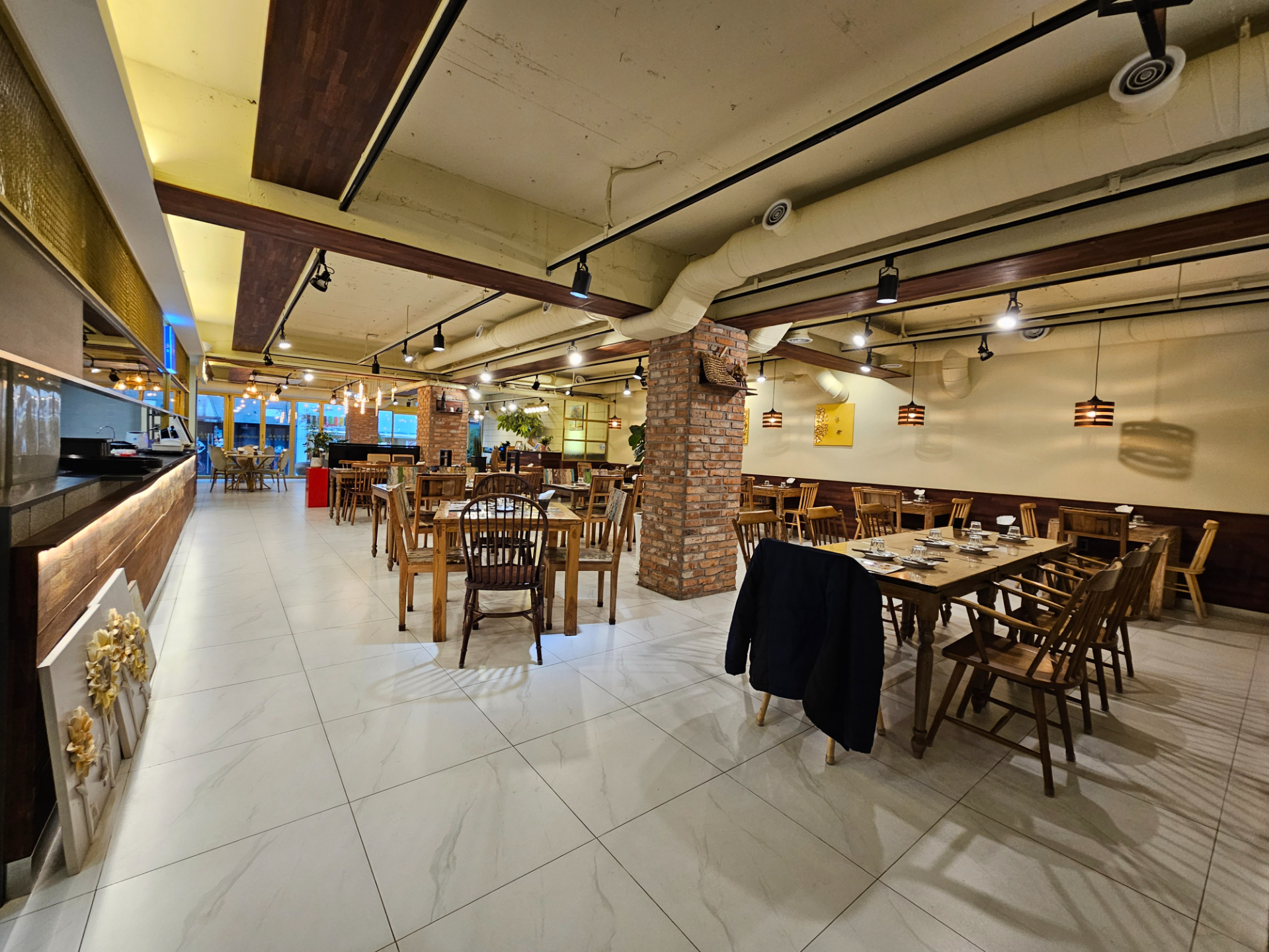 부산광역시 부산진구 부전동 상가 - 1