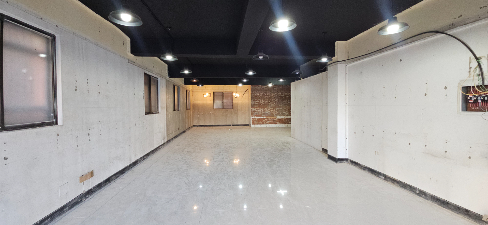 부산광역시 동래구 사직동 상가 - 1