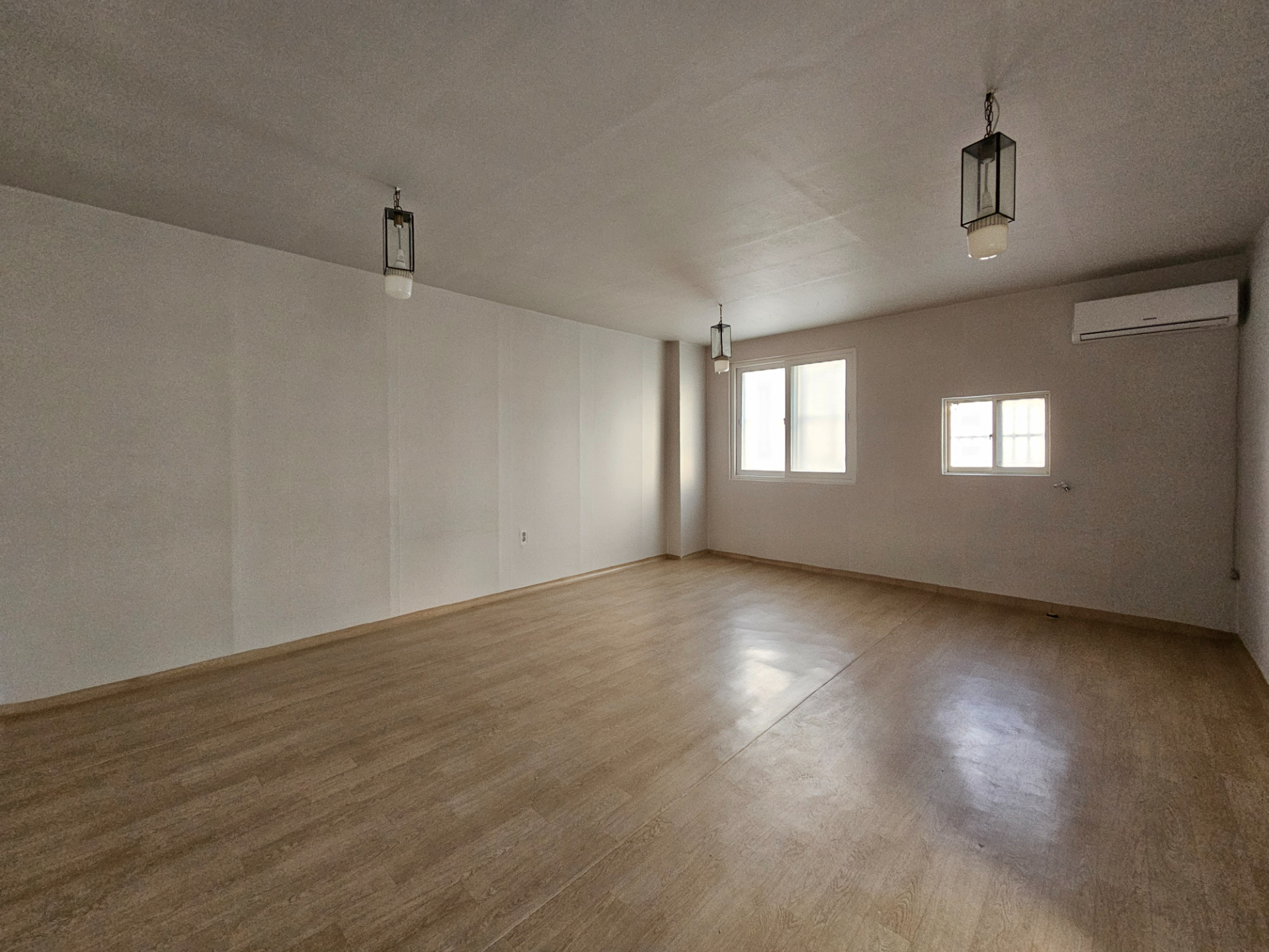 부산광역시 부산진구 부전동 사무실 - 1