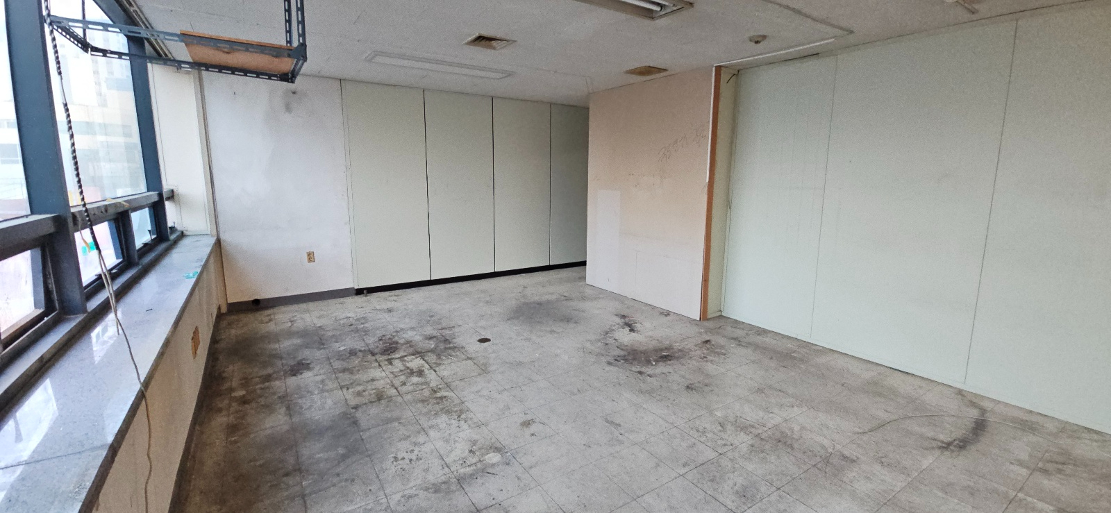 부산광역시 연제구 연산동 사무실 썸네일 4