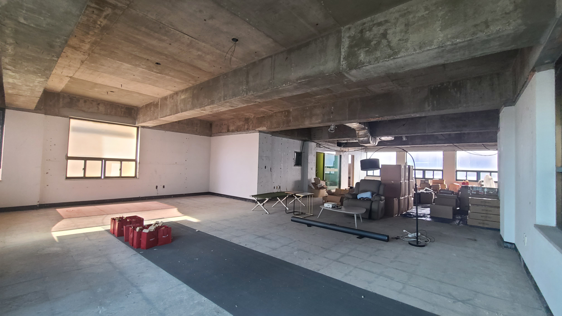 부산광역시 중구 광복동1가 상가 썸네일 2