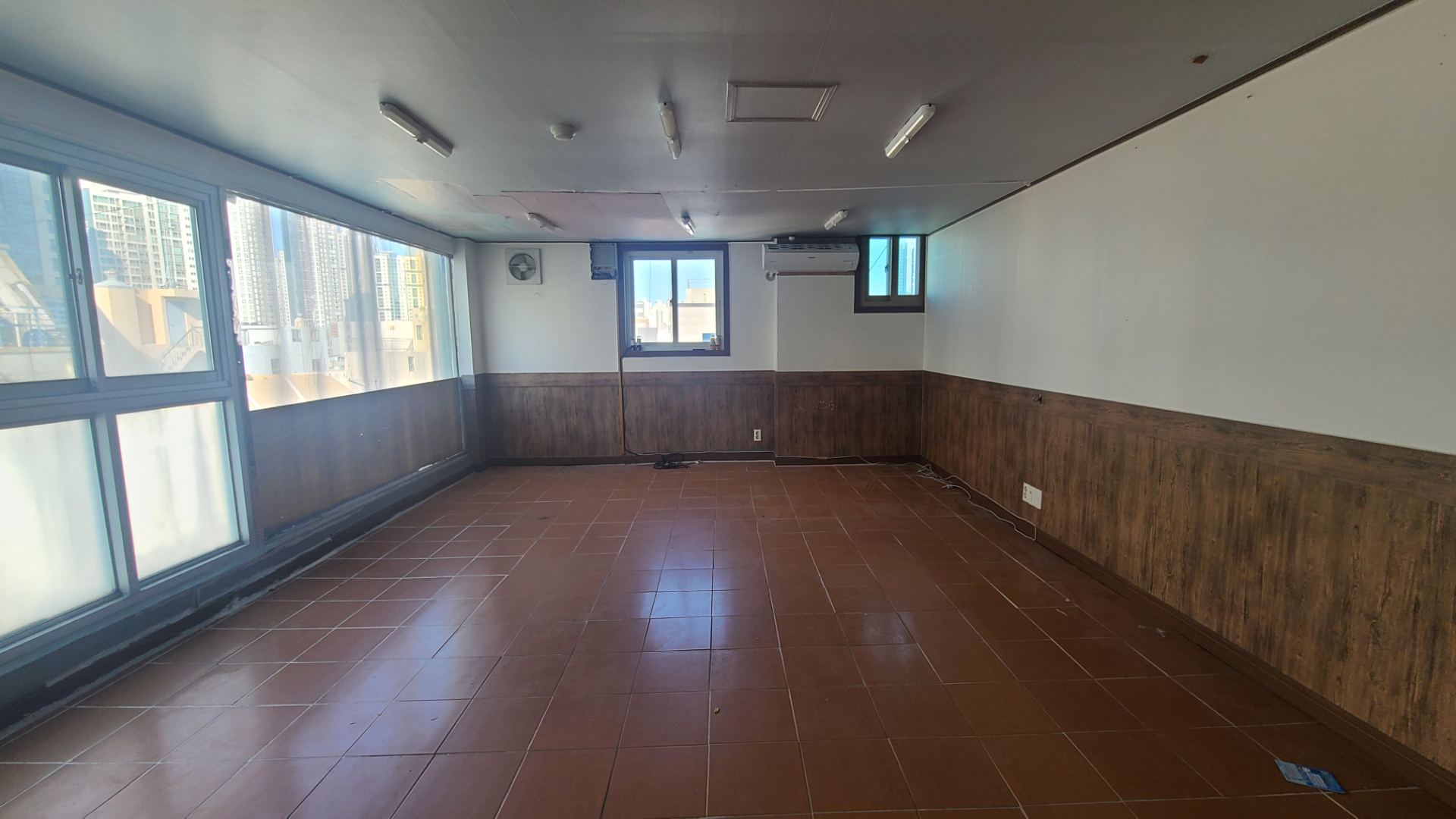 부산광역시 남구 대연동 사무실 - 1