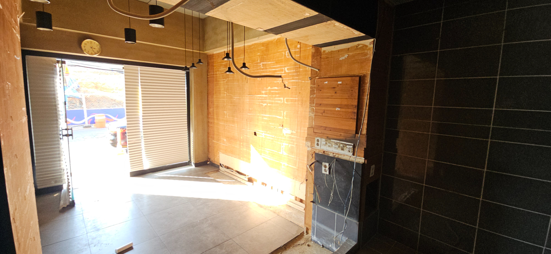 부산광역시 남구 문현동 상가 썸네일 2