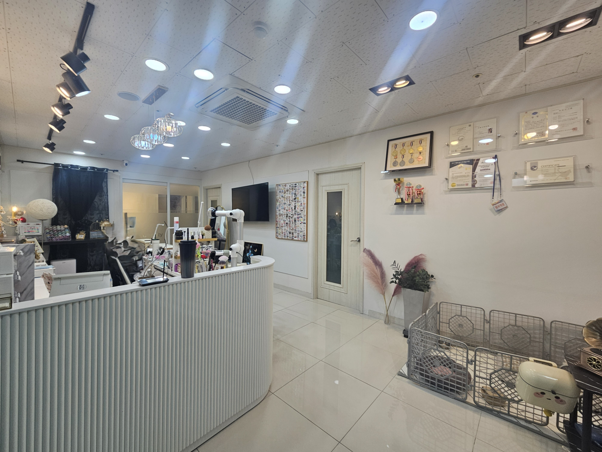 부산광역시 부산진구 부전동 상가 - 1