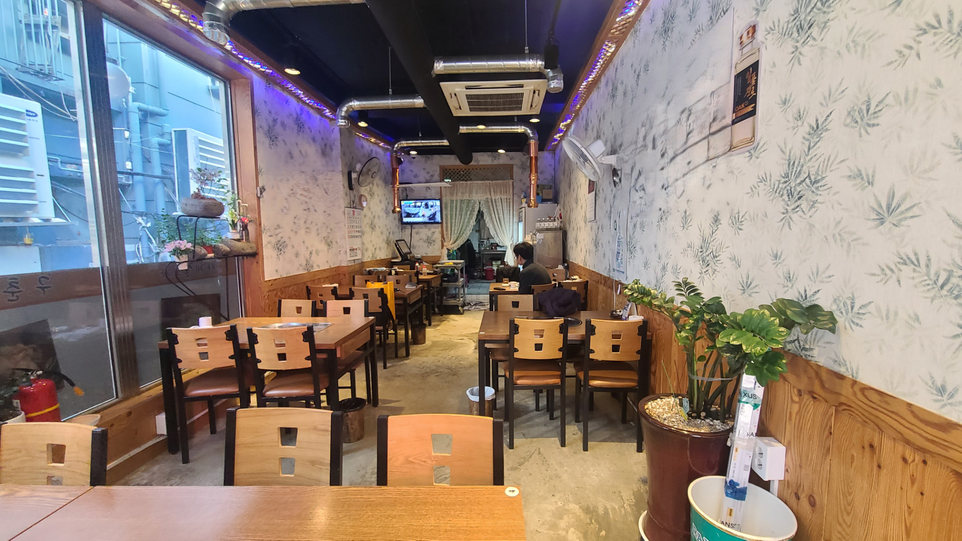 부산광역시 부산진구 부전동 상가 - 1